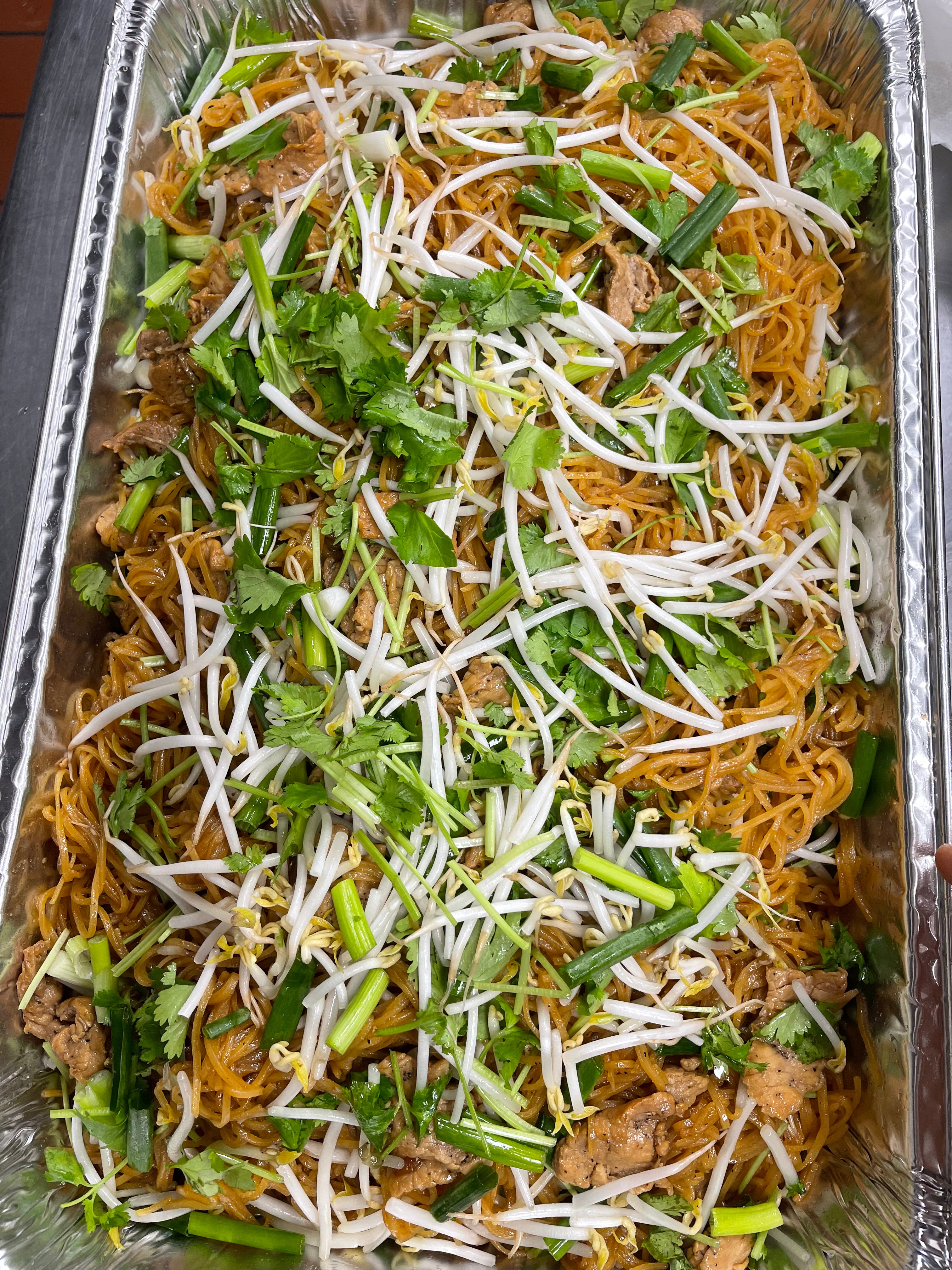 Kua Mee Lao Noodles Tray (Preorder)